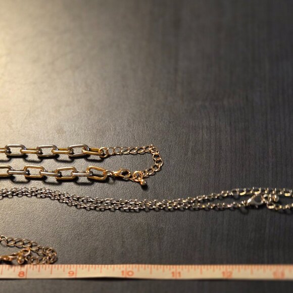 NEW ZARA SET OF 3 MEDALLION HORN NECKLACES - Picture 6 of 8